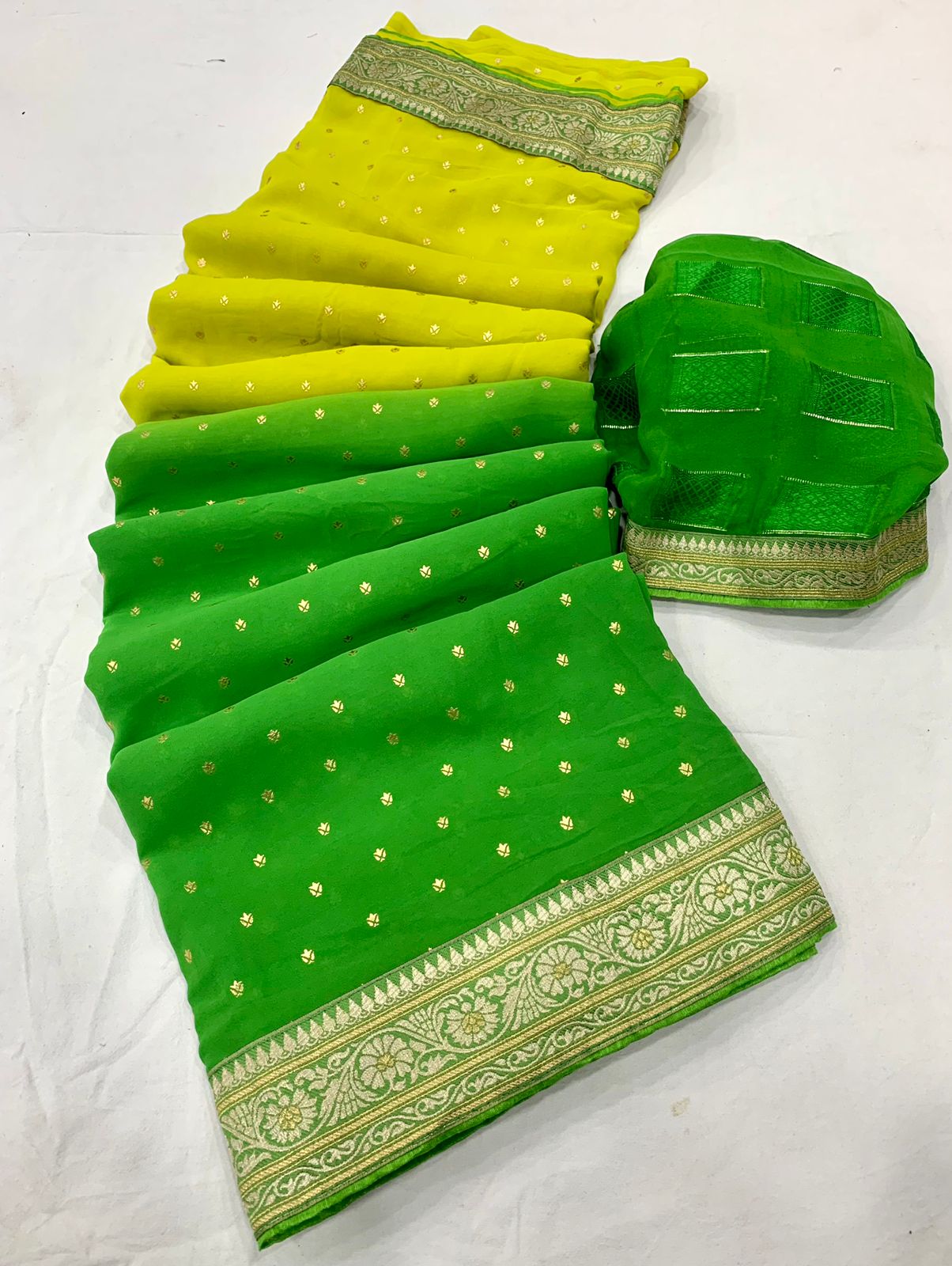 Stavan Brahmastra New Fancy Exclusive Wear Georgette With Foil Print Saree Collection 